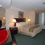 River Road Fireside Hotel